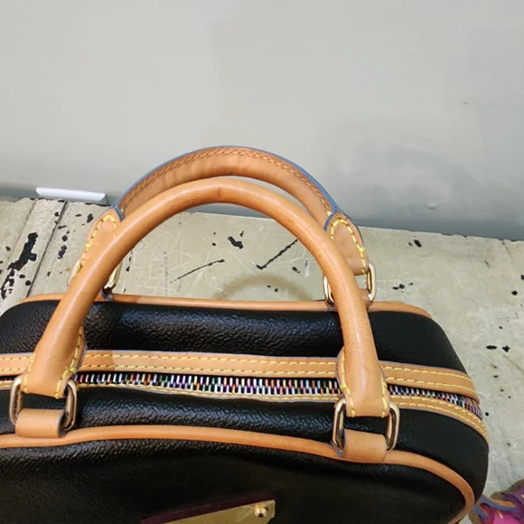 Dooney & Bourke Y2K #7 Hearts and Charms Handbag Purse - Picture 5 of 10